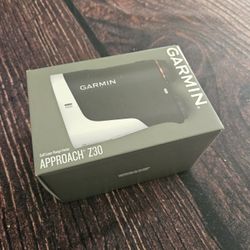 NIB Garmin Z30 Rangefinder