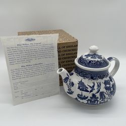 Churchill Teapot Blue Willow Porcelain China