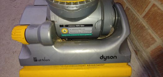 Dyson Vacuum