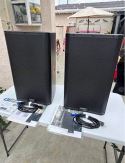 QSC K12.2 Powered Speakers