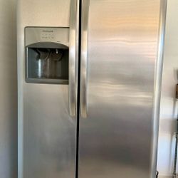 Used Fridge with Water and Ice Dispenser