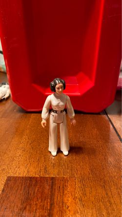 1977 Princess Leia action figure