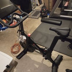 Peloton Gen 2