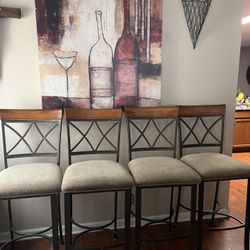 4 Bar Stools New
