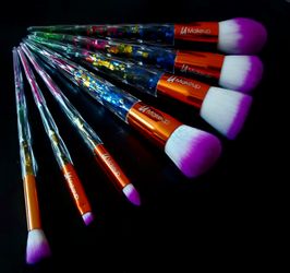 Glitter handle kabuki makeup brush set
