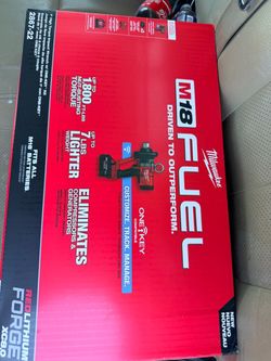 Milwaukee 1" impact in box with batteries
