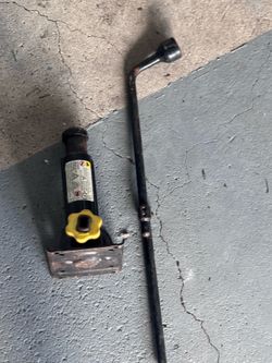 Truck jack