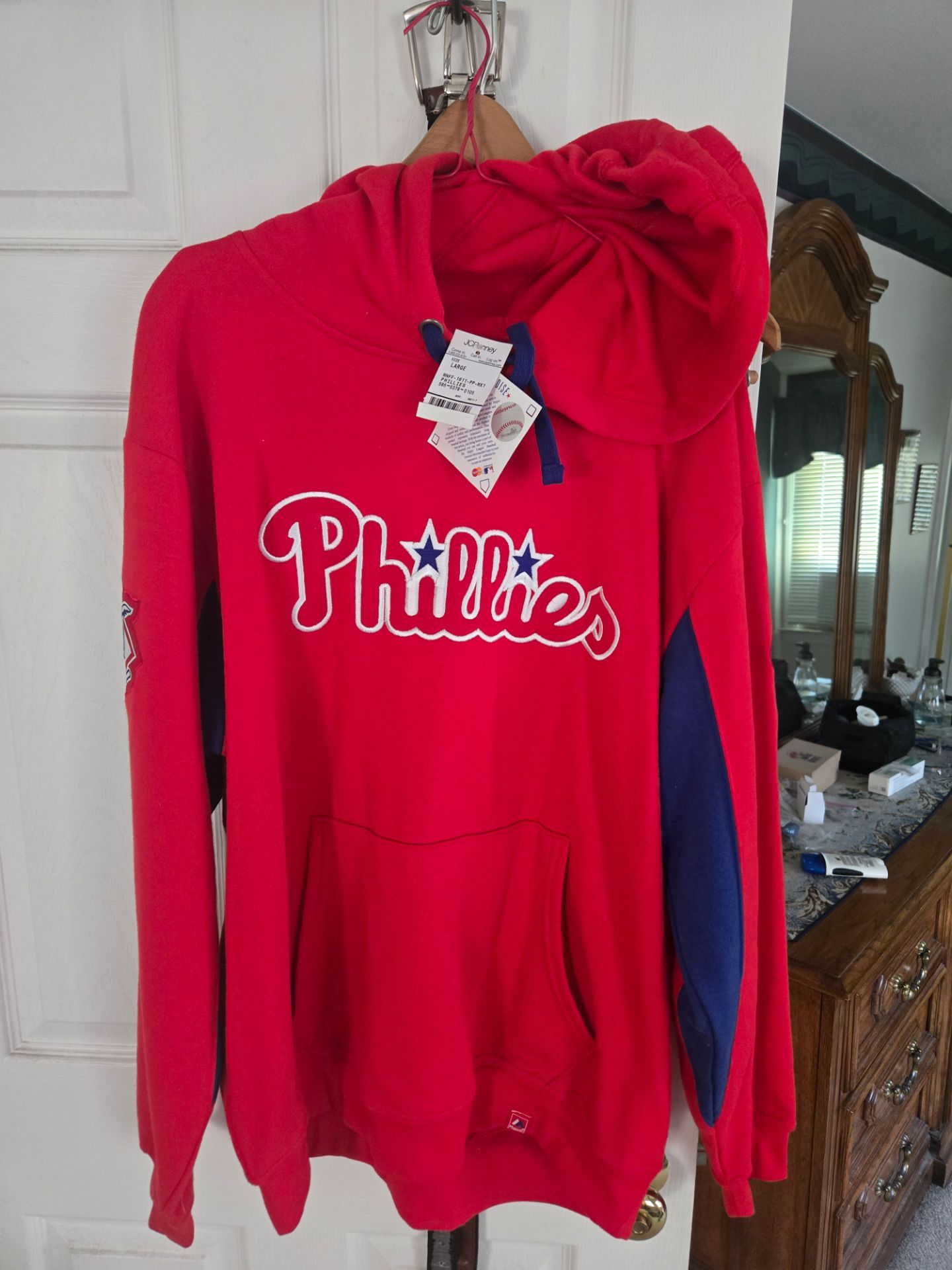 Brand new phillies Hoodie