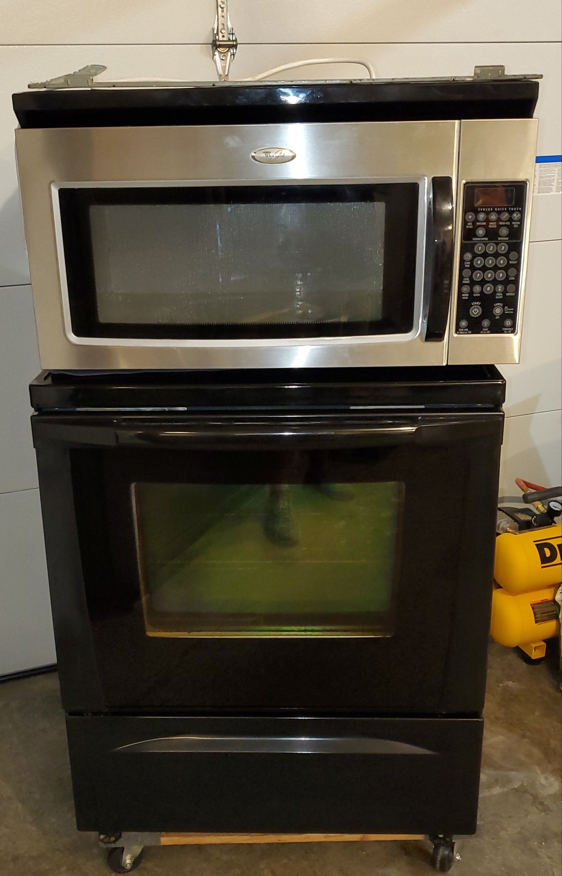 Whirlpool gold stove and microwave