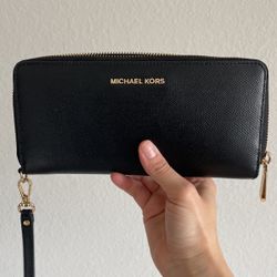 Michal Kors Wallet