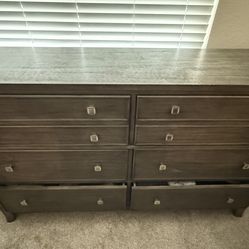 6 Drawer Dresser