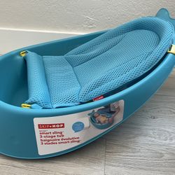 Skip Hop Bath Tub- Blue 