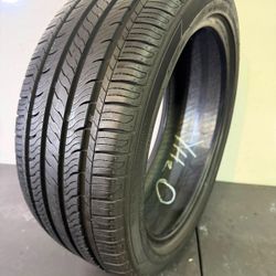V661  215 45 17 87W  BlackHawk  Street-H  One Used Tire 80% Life 