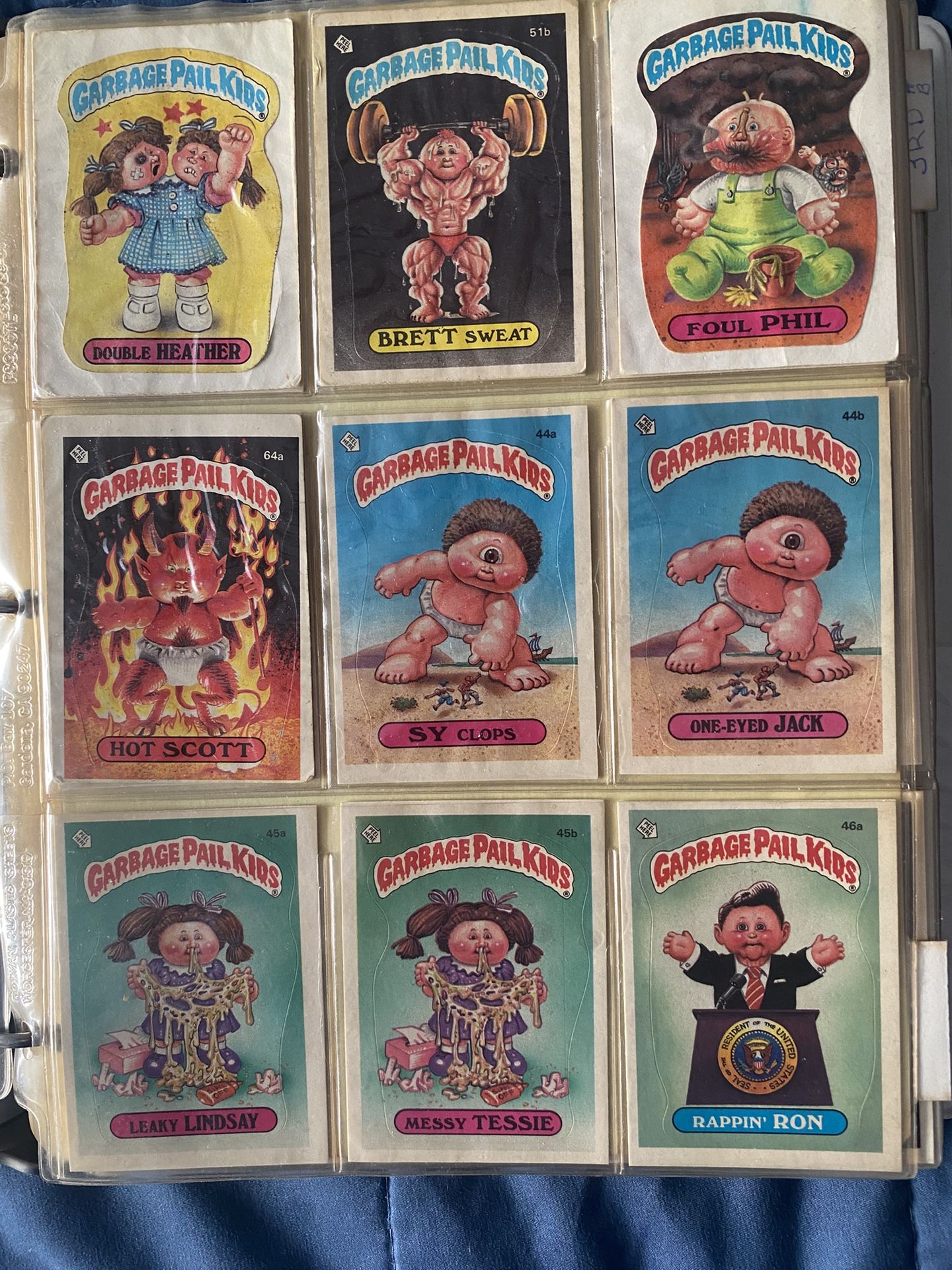 Selling Garbage Pail Kids