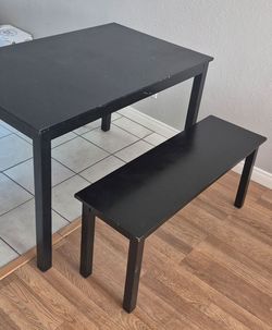 STURY DINING  TABLE  FOR SMALL SPACE