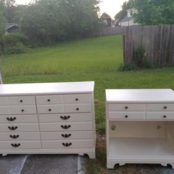 Antique with dresser With night Stand Solid wood