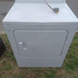 Whirlpool Dryer $100
