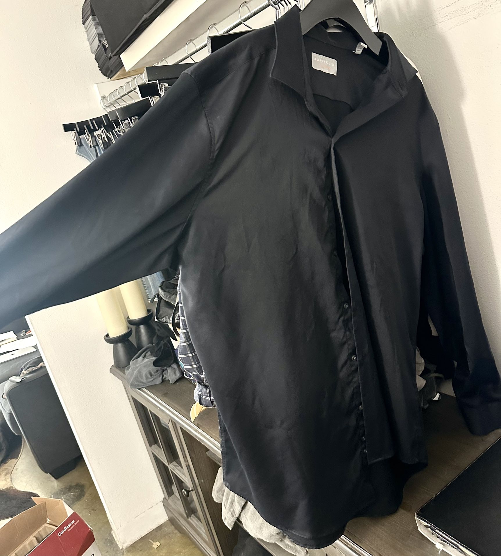 Long Sleeve Button Up - Very Nice Hardly Used Good Quality Great Condition I lost a lot of weight so now I need to clear out my closet. Lots of nice