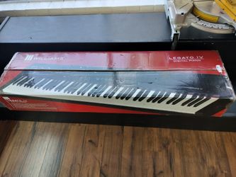 Legato Piano