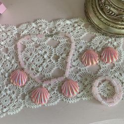 Barbie Shell Necklace, Earrings, and Bracelet Set