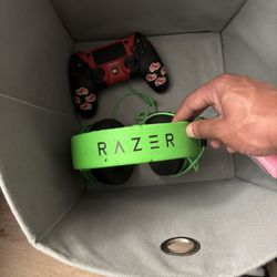 Razor Headphones With Adapted Controller On Any Game System