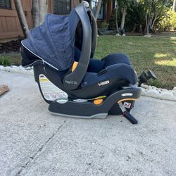 CHICCO KEYFIT 30 Infant Car Seat 💺 $120