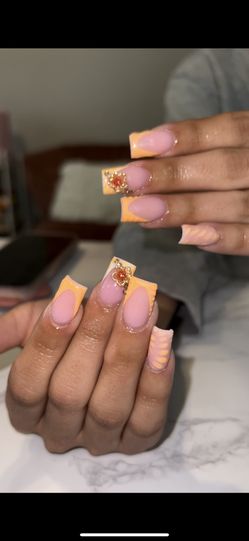 nail supply