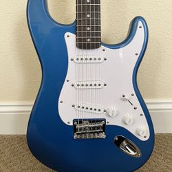 Fender Squier Stratocaster Electric Guitar with gig bag