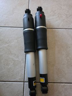 00-14 Cadillac Chevy rear shocks