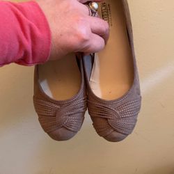 Lady Shoes Size 8.5
