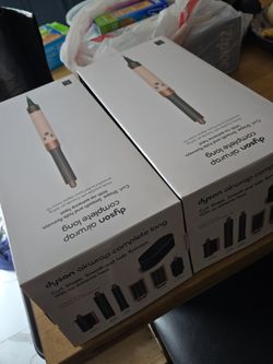 Dyson airwrap