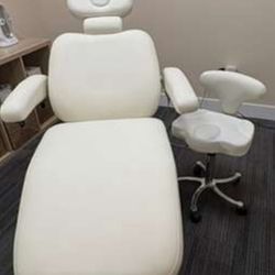 Sillón Electricity de Spa/Estética con Banquito – Excelente Estado
