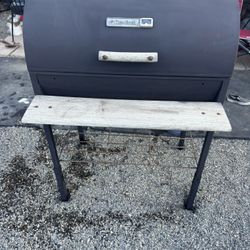 CHARCO BBQ ON WHEELS 