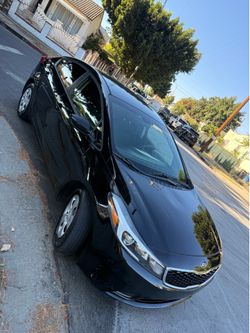 2018 Kia forte clean title