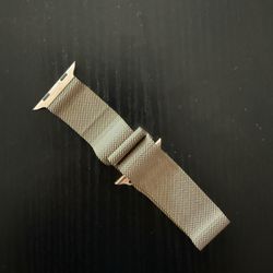 Apple 40mm Rose Gold Milanese Loop