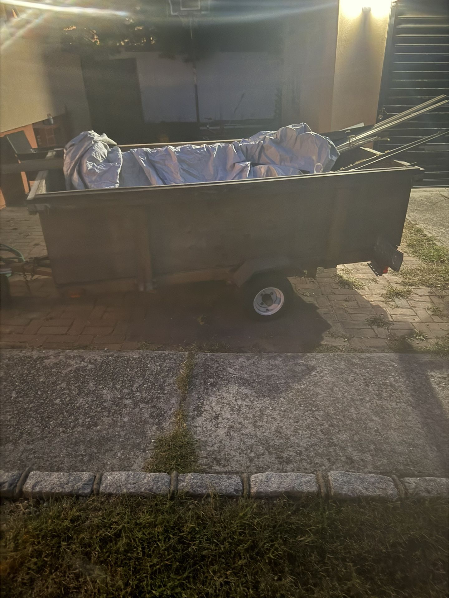 Free Trailer