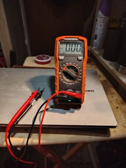 Klein Tools Voltage Meter