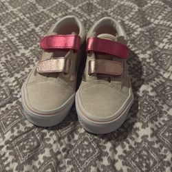 Little Girls Shoes