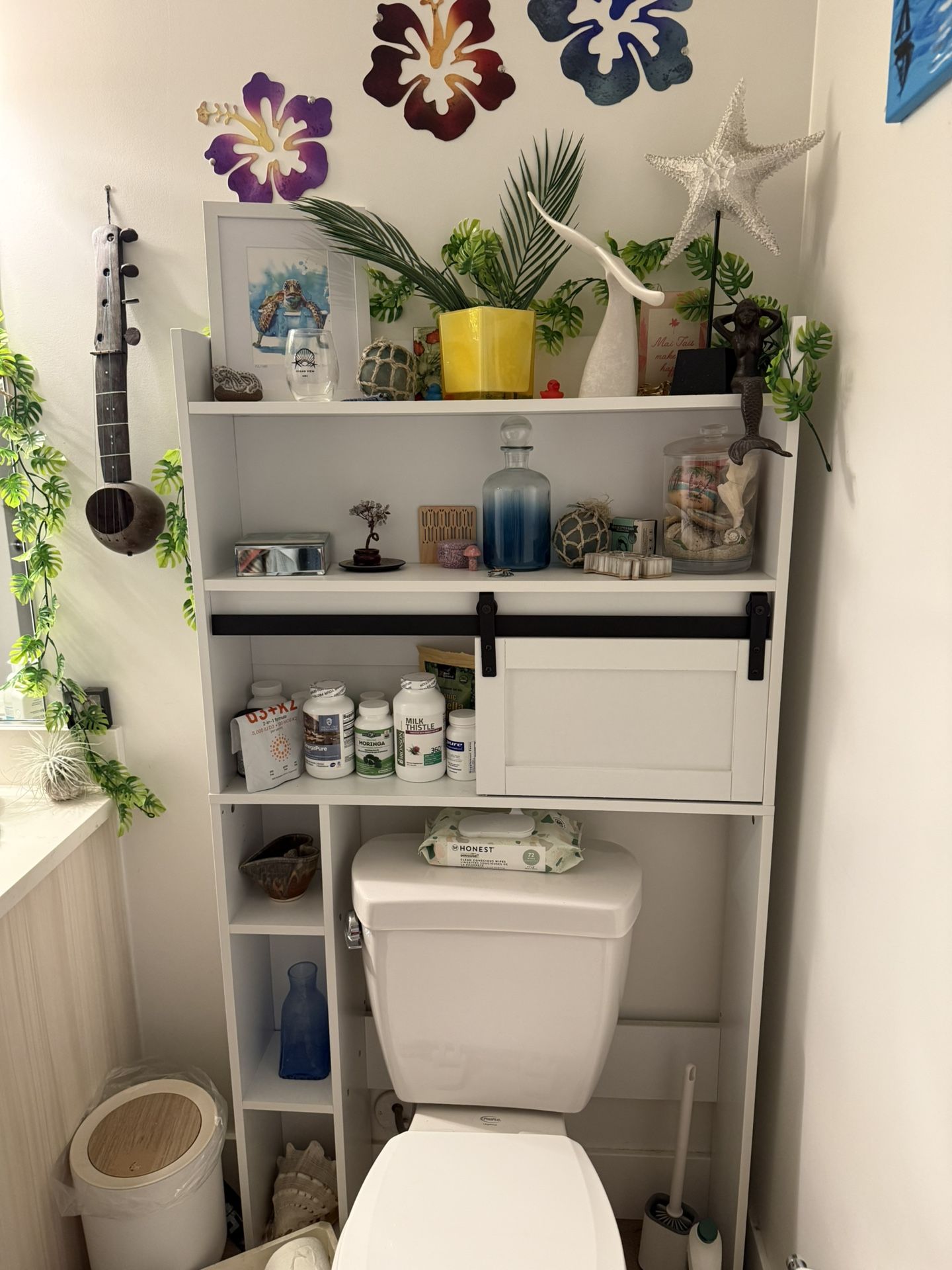 Bathroom cabinet