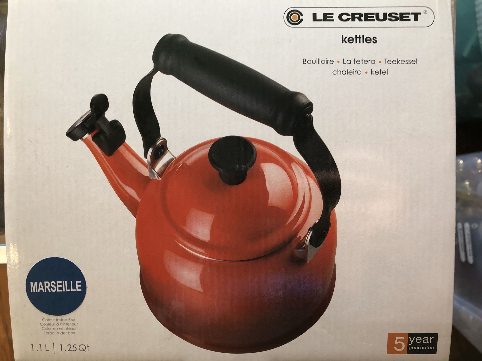 Brand New unopened Le Creuset 1.25 Qt Tea Kettle