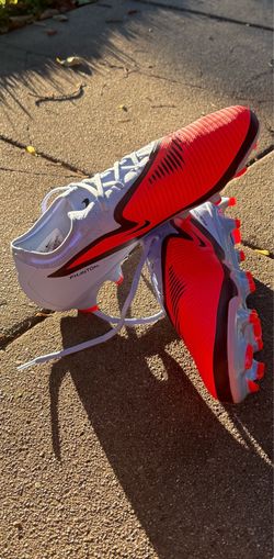Nike Phantom 6 Low Pro Size 9.5 Brand new RETAIL 170$ no box