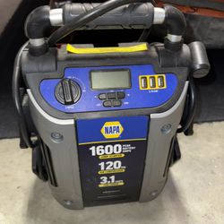 NAPA 1600 Peak Amp Jump Starter w/ 120 PSI Air Compressor