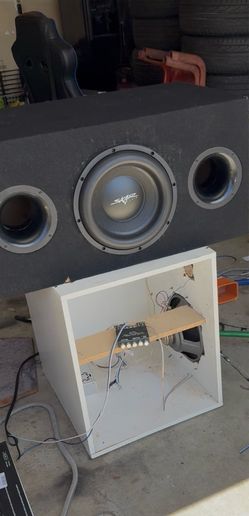 🔥 Skar Audio 12” Subwoofer in Ported Box – Hits Hard 🔥