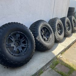 35” Tires And Wheels From A Jeep Wrangler