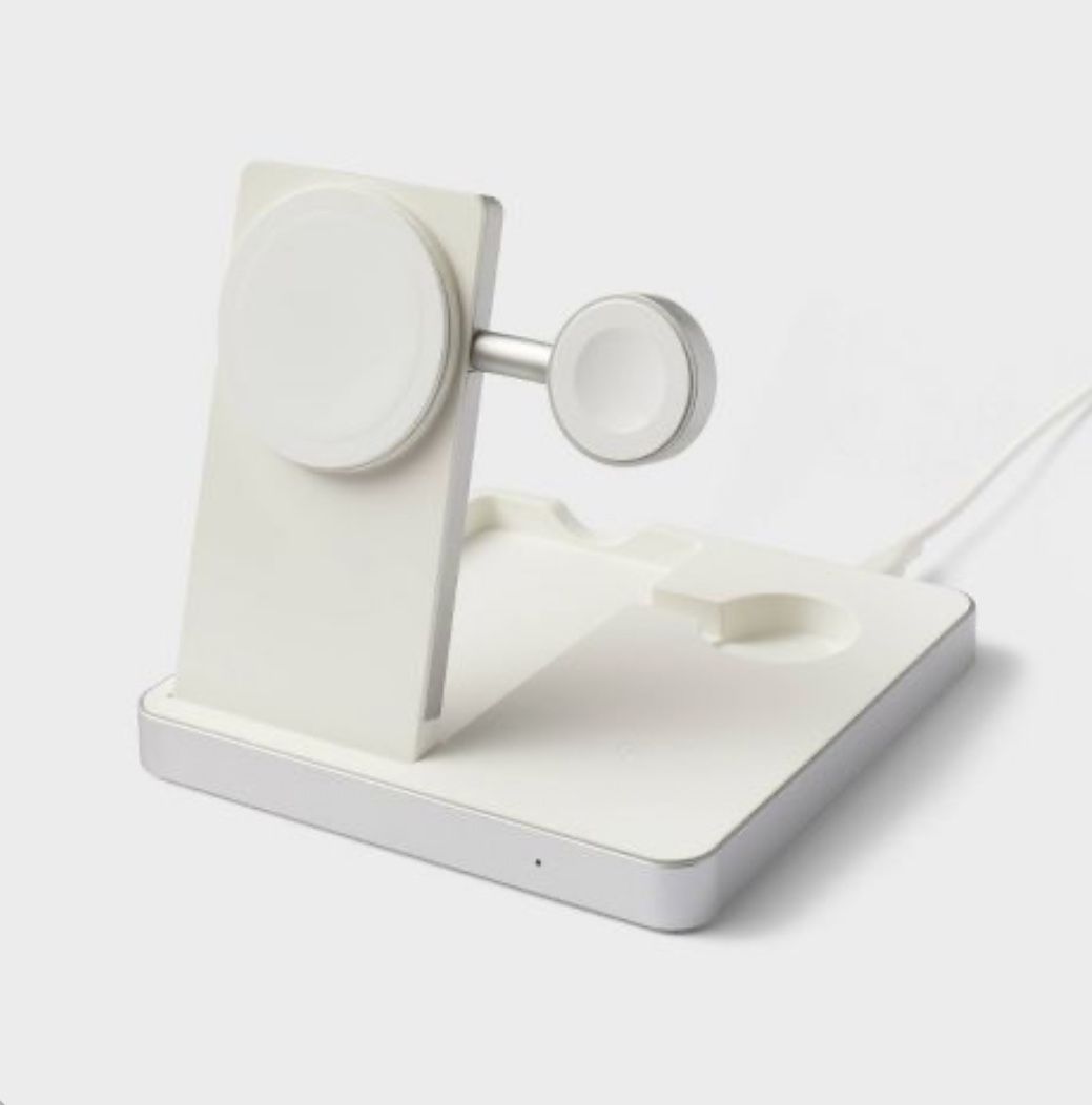 3 in 1 Charger for iPhone Watch and Apple AirPods - heydayâ„¢ White