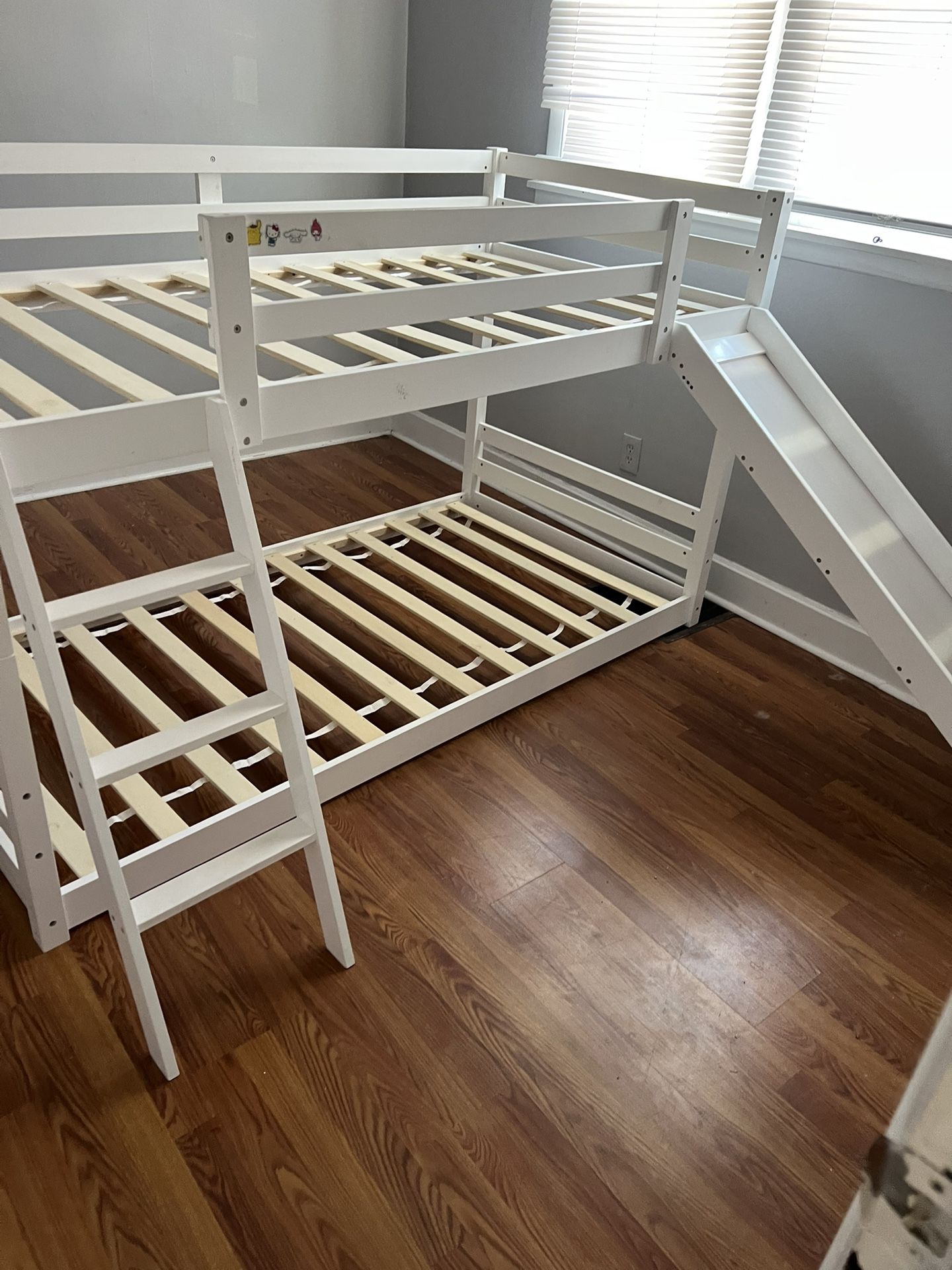 Twin Bunk Beds