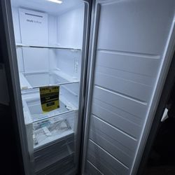 Hisense 10.2 cu. ft. Garage Ready Frost Free Convertible Upright Freezer with Seal Break Handle