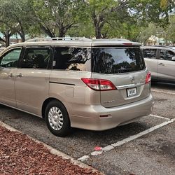 2012 Nissan Quest