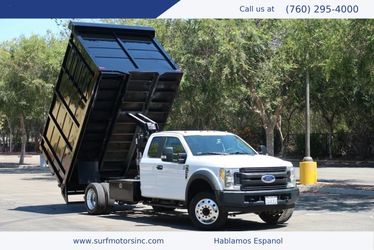 2017 Ford F550 Super Duty Super Cab & Chassis