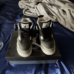 Jordan 4 Retro Fears Size 9.5